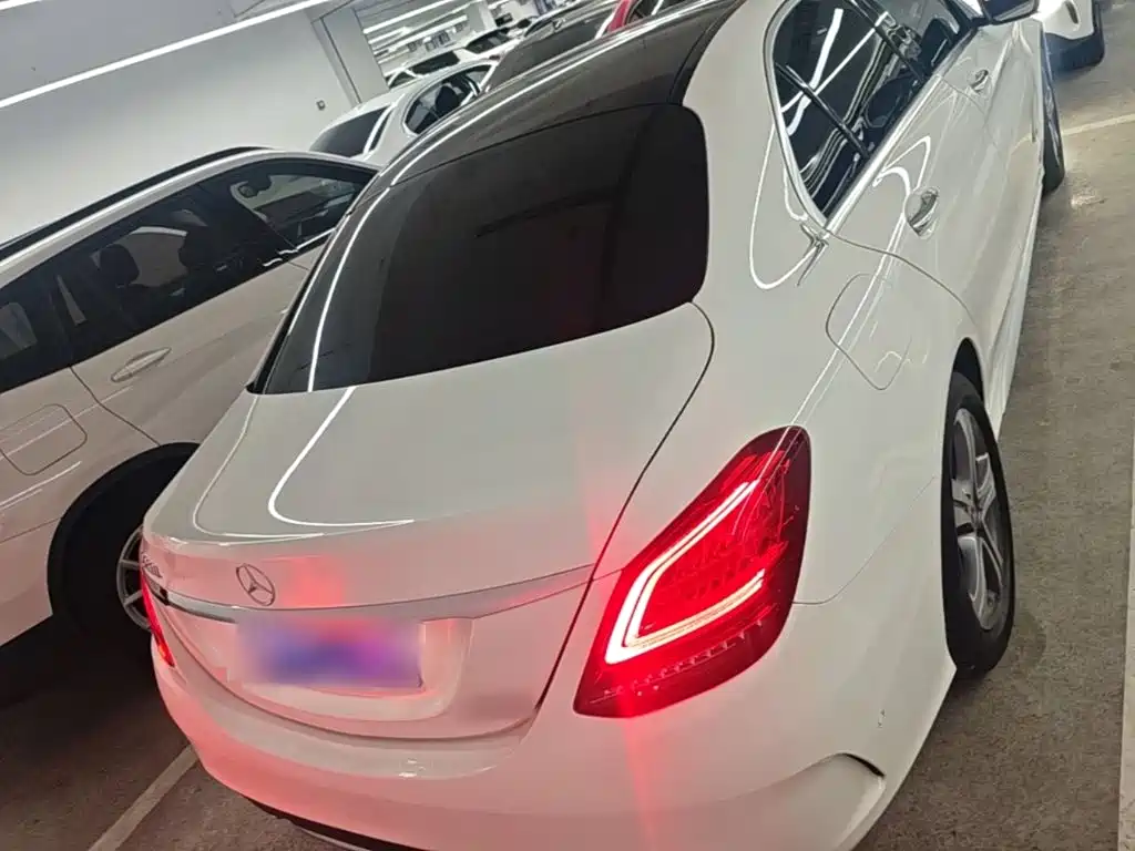Mercedes-Benz C-Class 2020