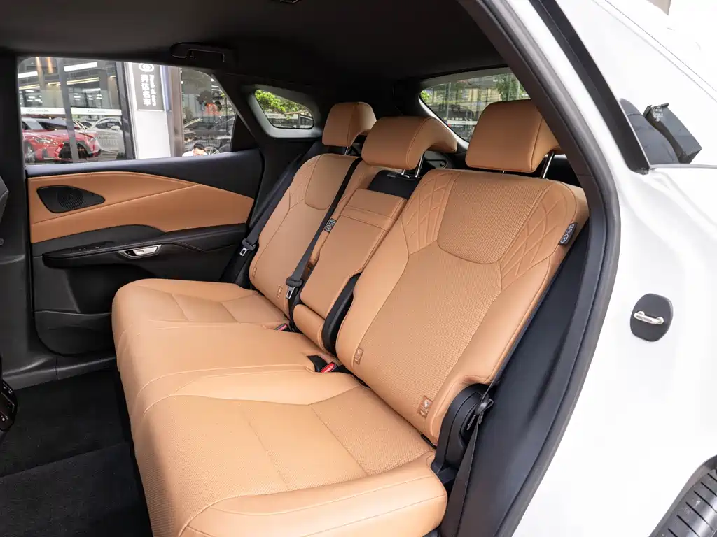 Lexus RX 2025 — фото 12