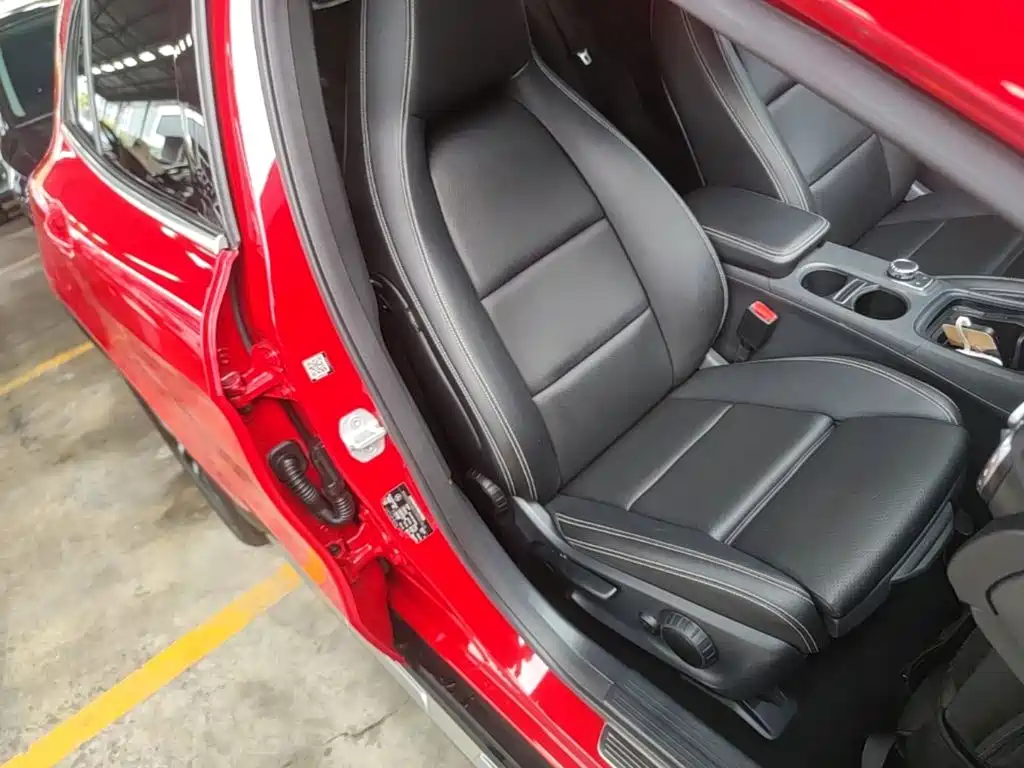 Mercedes-Benz GLA 2017 — фото 25