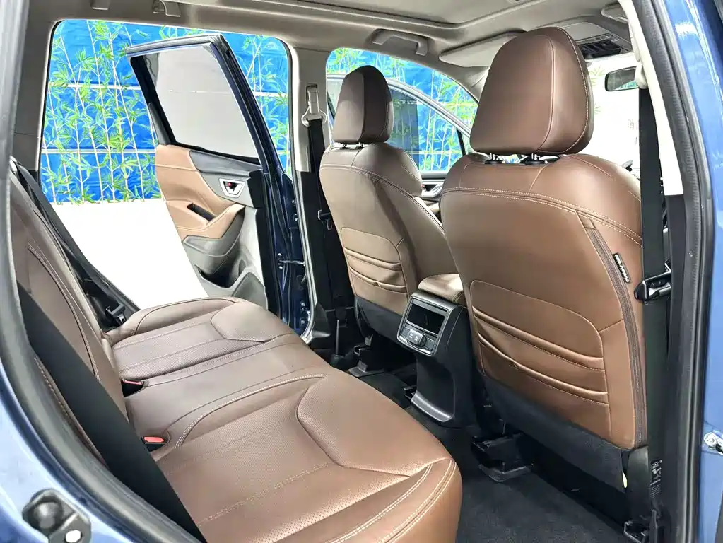 Subaru Forester 2019 — фото 18