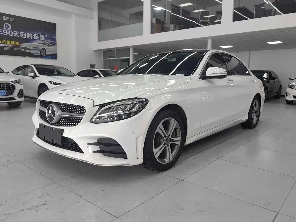 Mercedes-Benz C-Class 2020