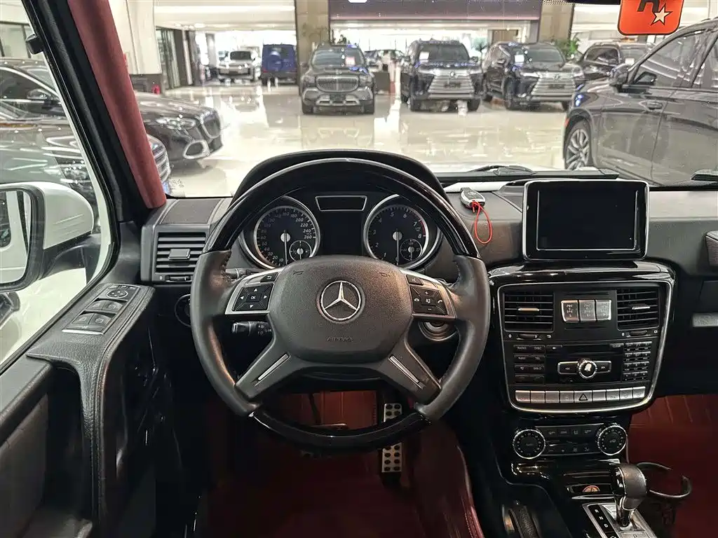 Mercedes-Benz G-Class 2016 — фото 9