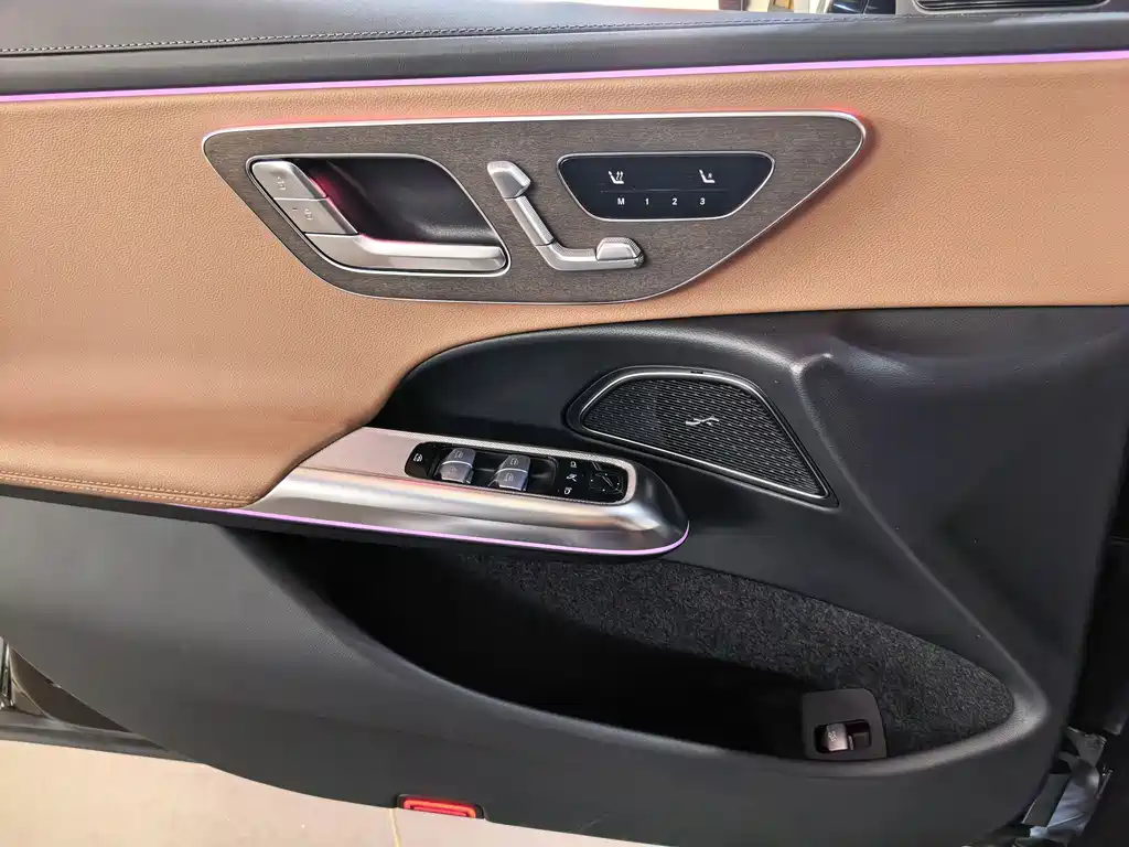 Mercedes-Benz E-Class 2024