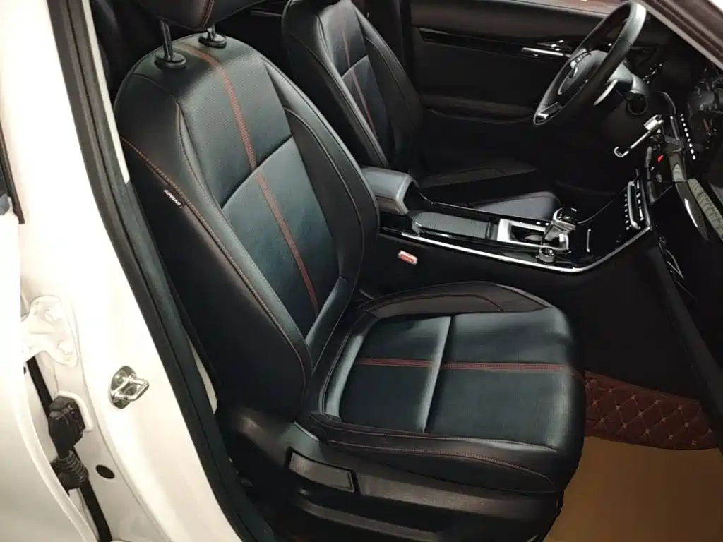 Kia KX3 2020 — фото 25