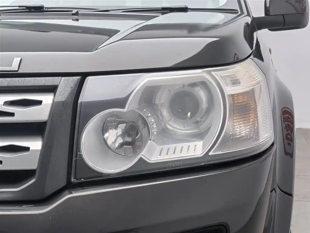 Land Rover Freelander 2 2012 — фото 7