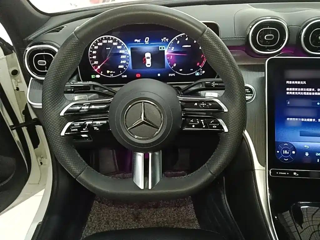 Mercedes-Benz C-Class 2023 — фото 11