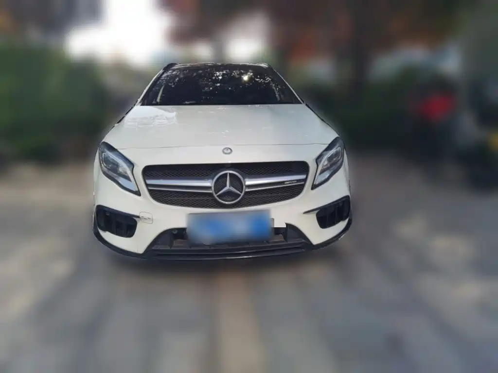 Mercedes-Benz GLA AMG 2017