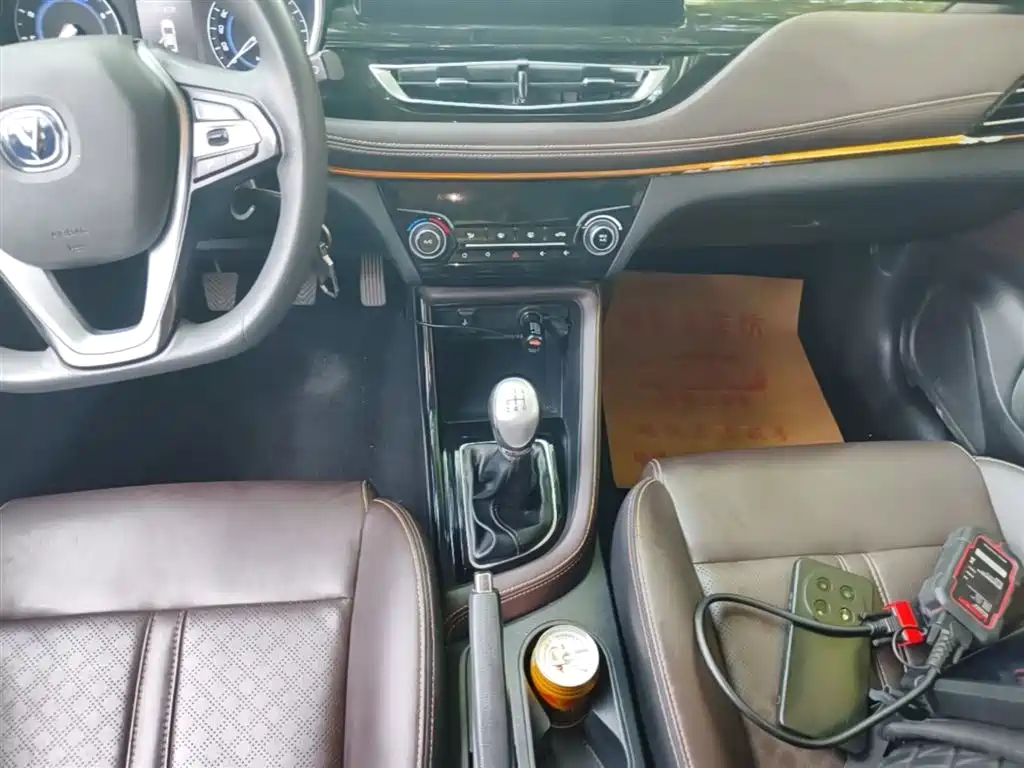Changan Eado DT 2018 — фото 14