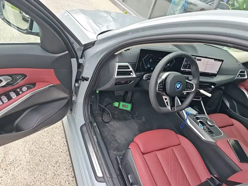 BMW i3 2025 — фото 16