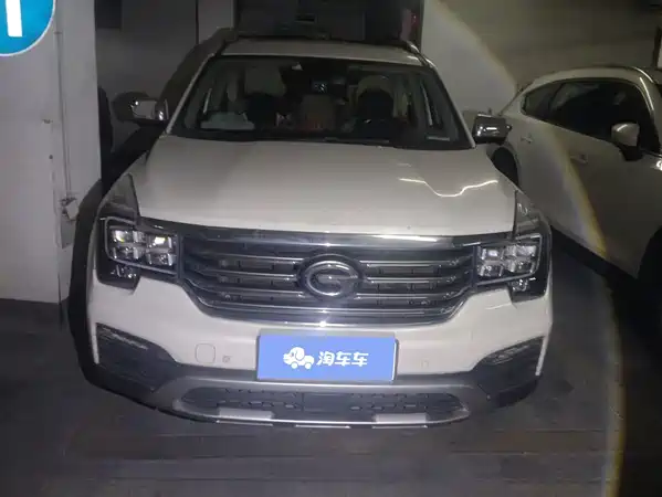 GAC Trumpchi GS8 2017