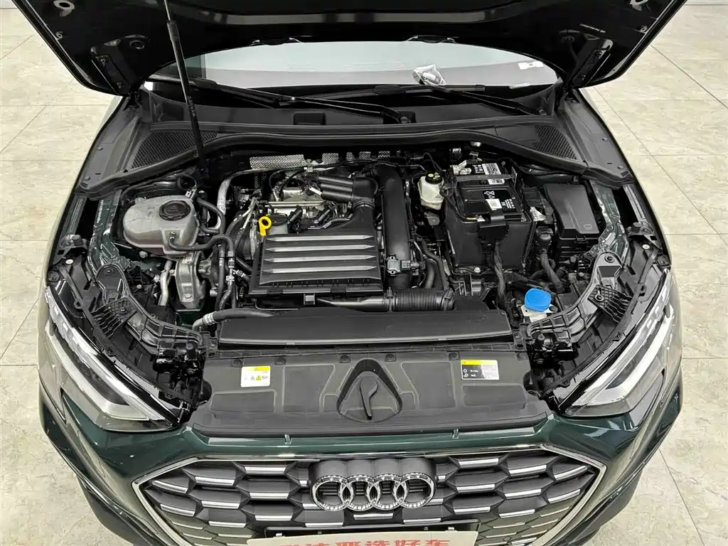 Audi A3 2023 — фото 19