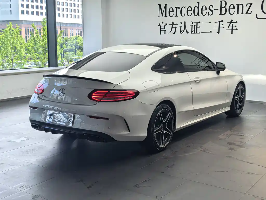 Mercedes-Benz C-Class 2023 — фото 15