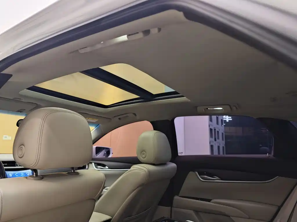 Cadillac XTS 2015 — фото 26