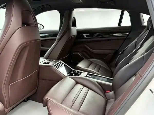 Porsche Panamera 2018