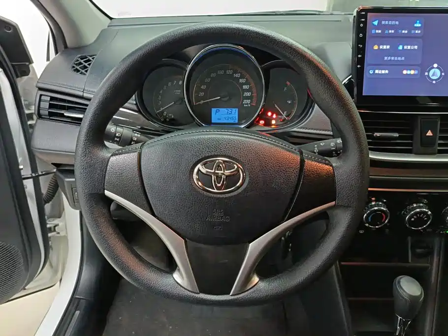 Toyota Yaris L 2021 — фото 15