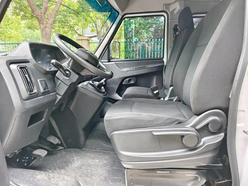 IVECO Daily 2024 — фото 14