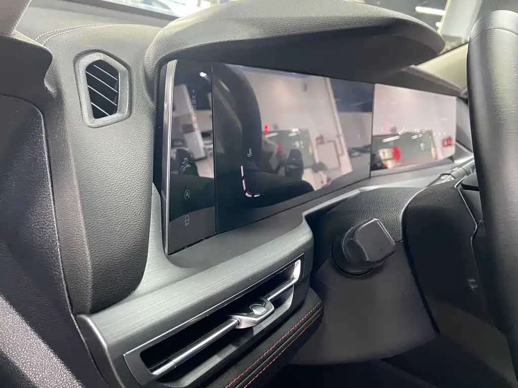 Changan CS75 PLUS 2022 — фото 15