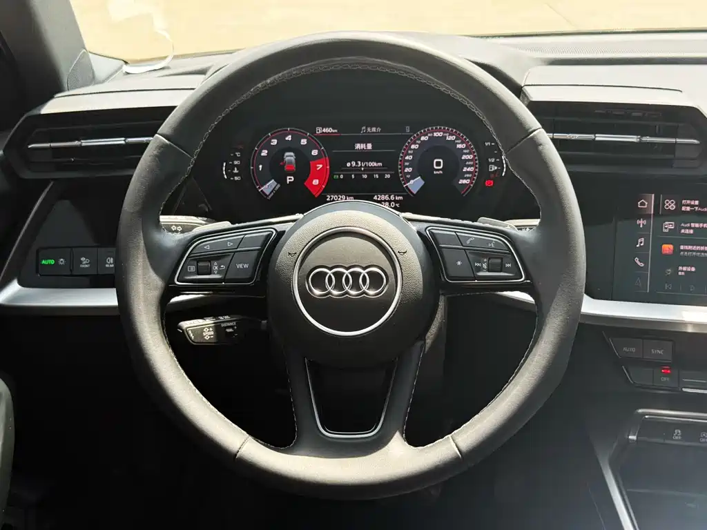 Audi A3 2023 — фото 16