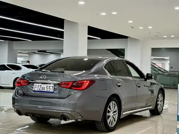 Infiniti Q50L 2018