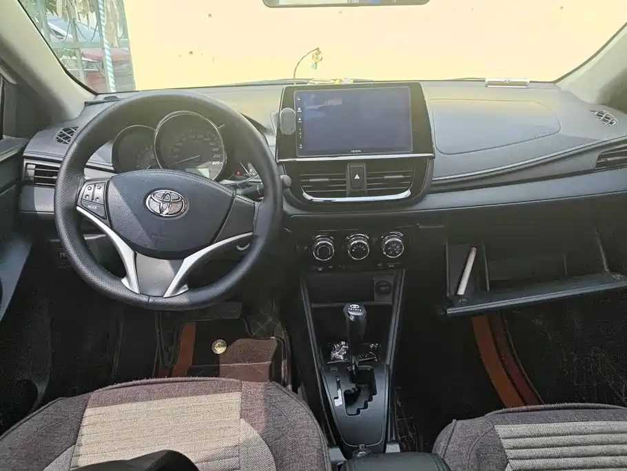 Toyota Vios FS 2023 — фото 12