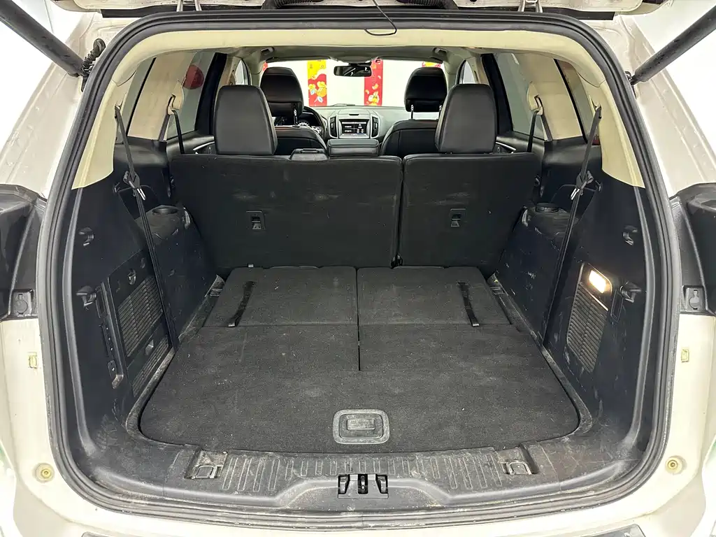 Ford Edge 2015 — фото 25