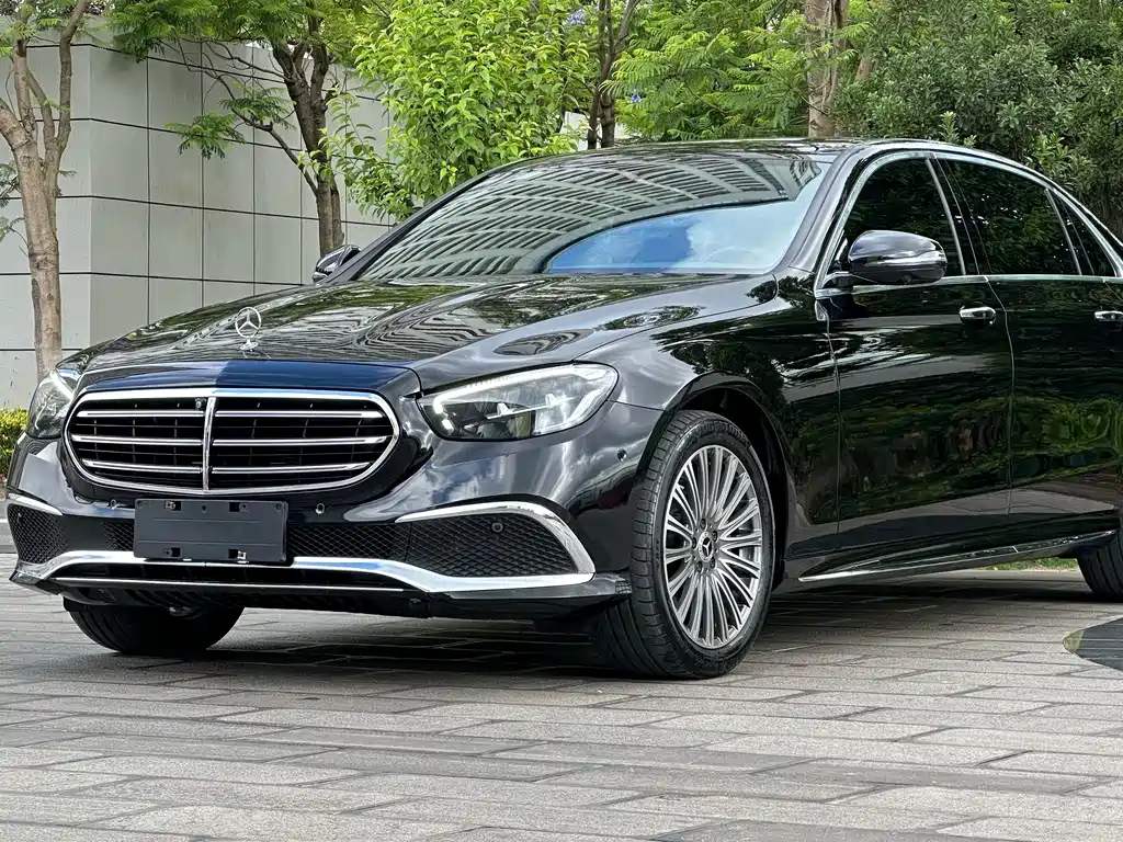 Mercedes-Benz E-Class 2021 — фото 2
