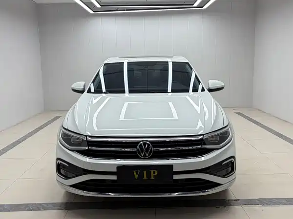 Volkswagen Bora 2023