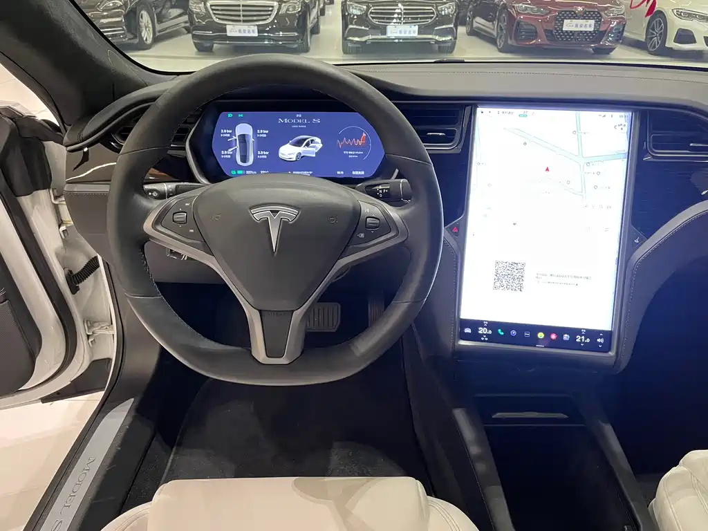 Tesla Model S 2021 — фото 10