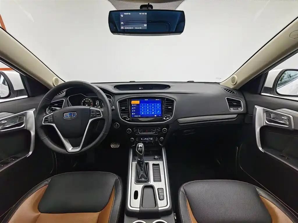 Geely Vision X6 2016 — фото 5
