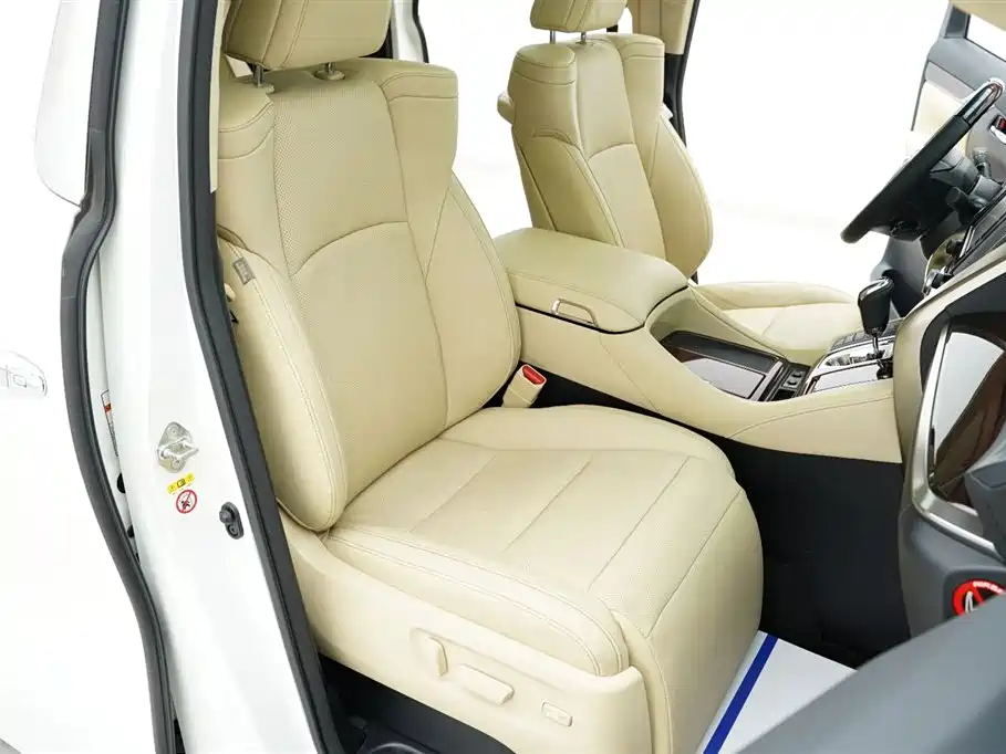 Toyota Alphard 2016 — фото 31