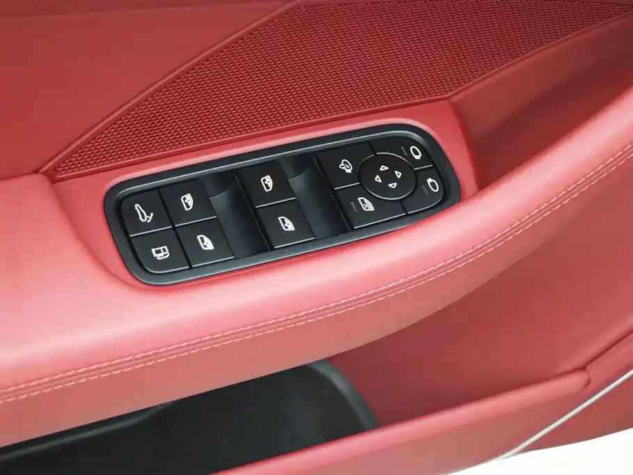 Porsche Panamera Hybrid 2023 — фото 12