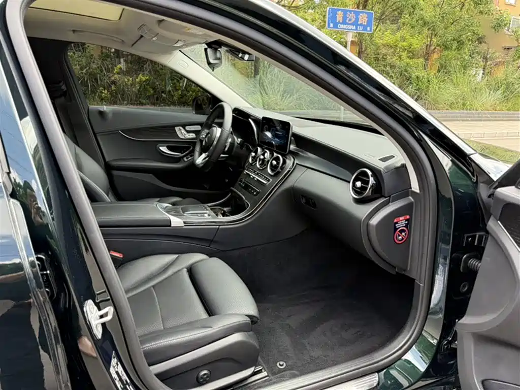 Mercedes-Benz C-Class 2021 — фото 15
