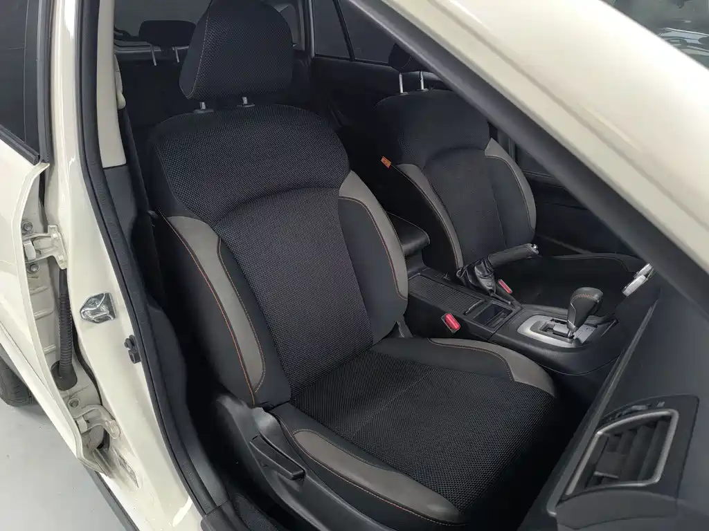 Subaru XV 2016 — фото 18