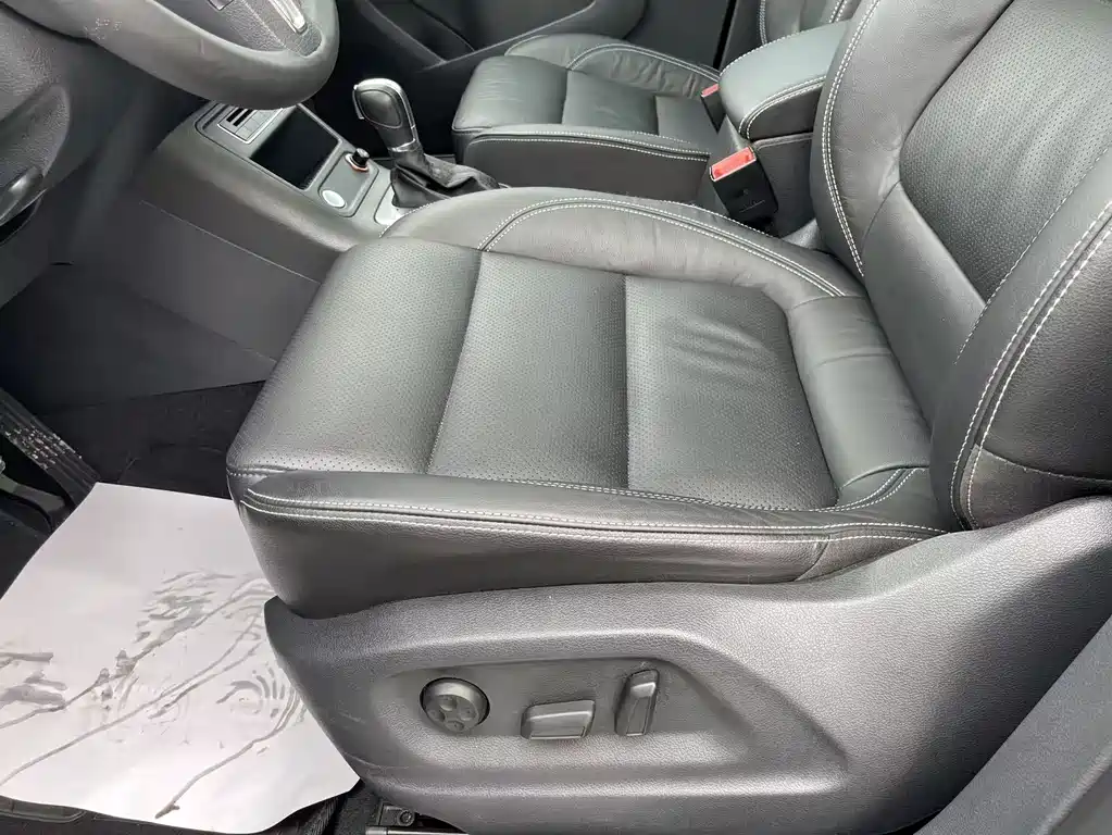 Volkswagen Tiguan 2016 — фото 23