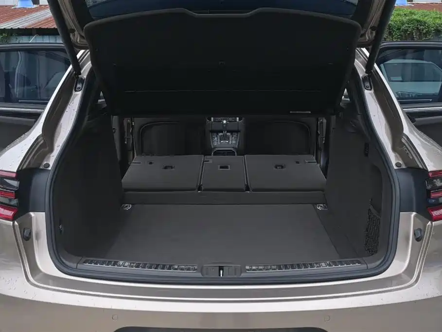 Porsche Macan 2015 — фото 48