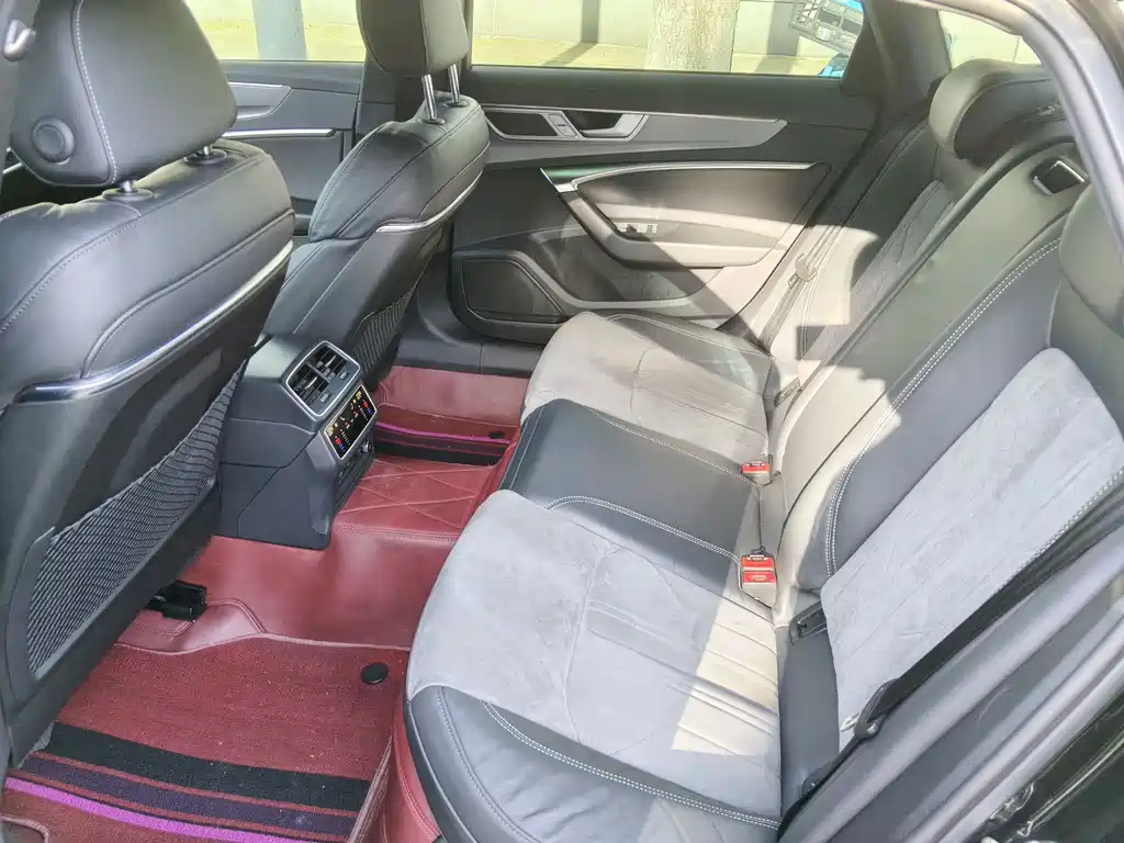 Audi A6L 2023