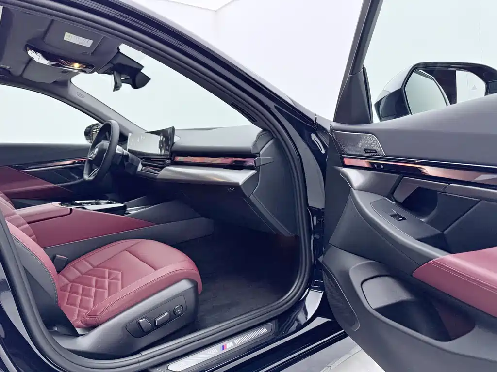 BMW i5 2025 — фото 6