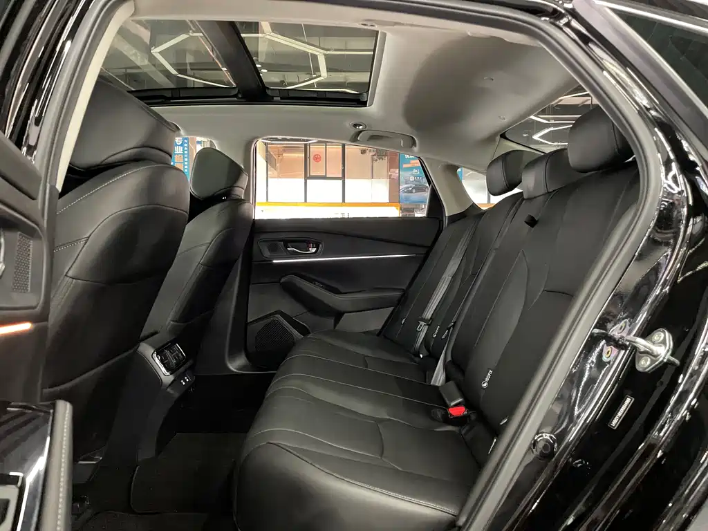 Honda Accord 2023 — фото 11
