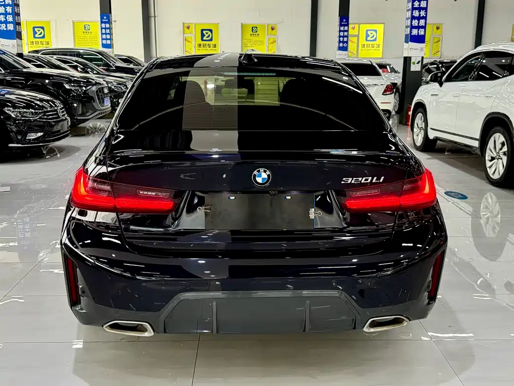 BMW 3 Series 2023 — фото 10