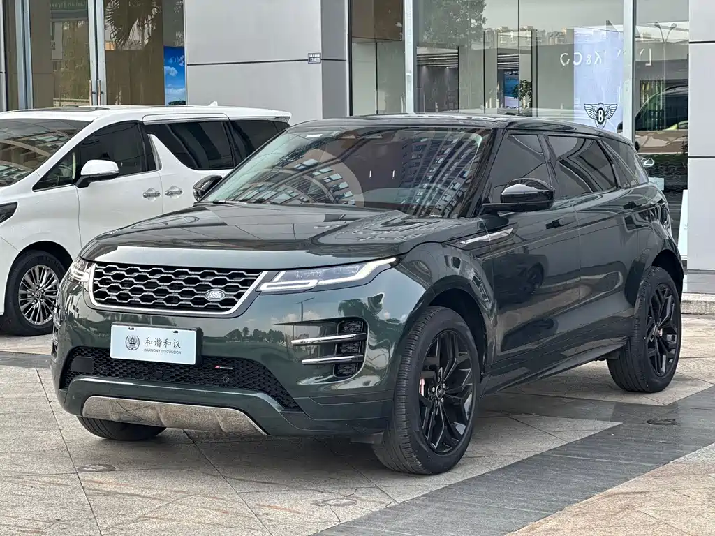 Land Rover Range Rover Evoque 2023 — фото 1