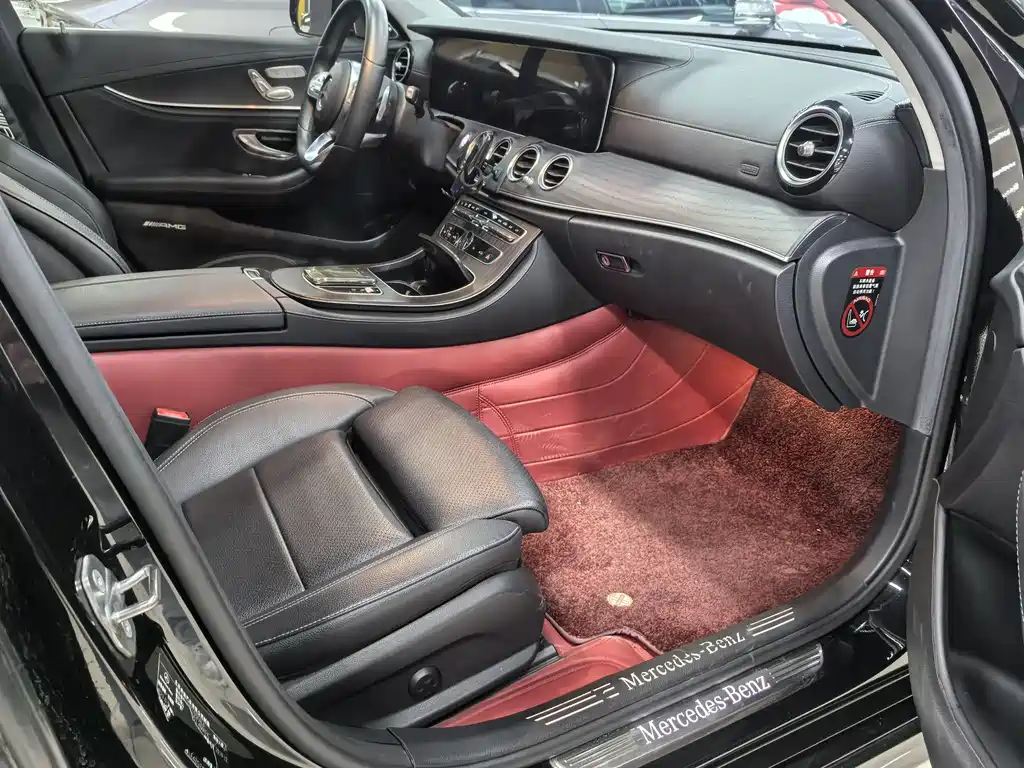 Mercedes-Benz E-Class 2020 — фото 12