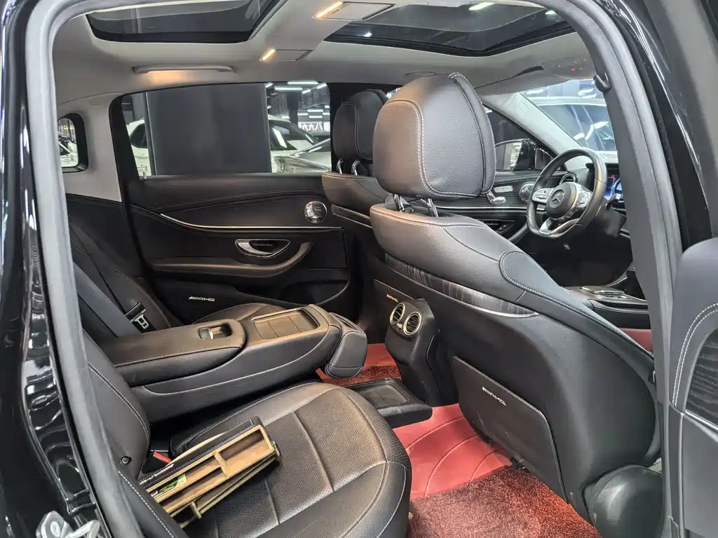 Mercedes-Benz E-Class 2020 — фото 9