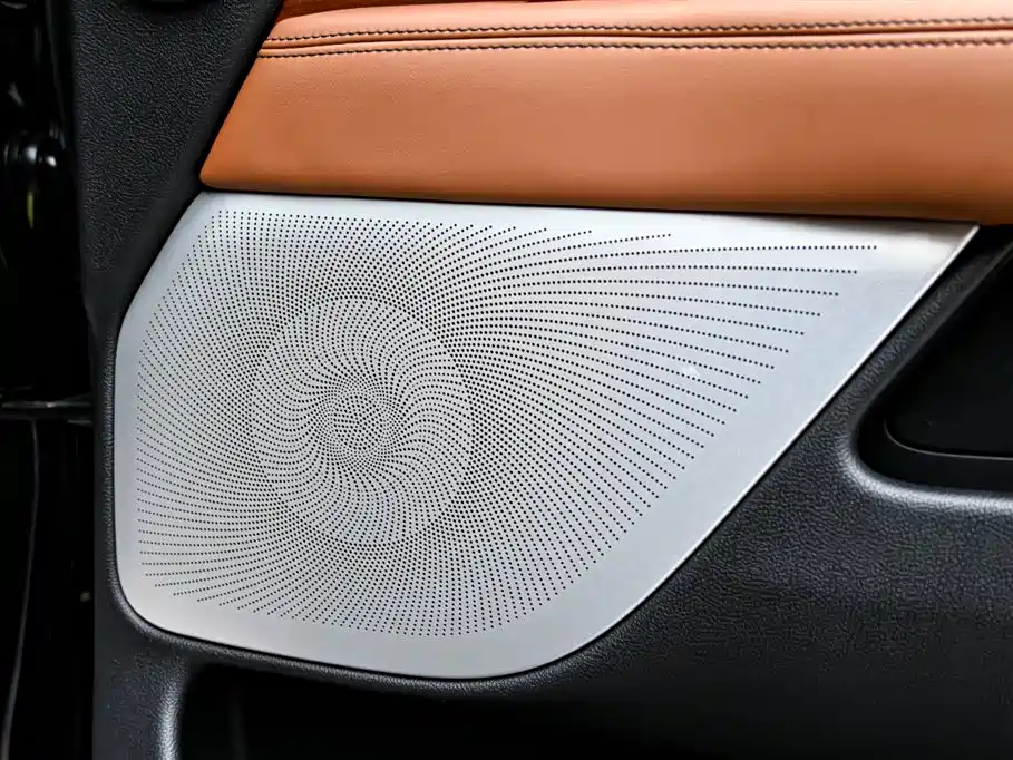 Lincoln Navigator 2020 — фото 30