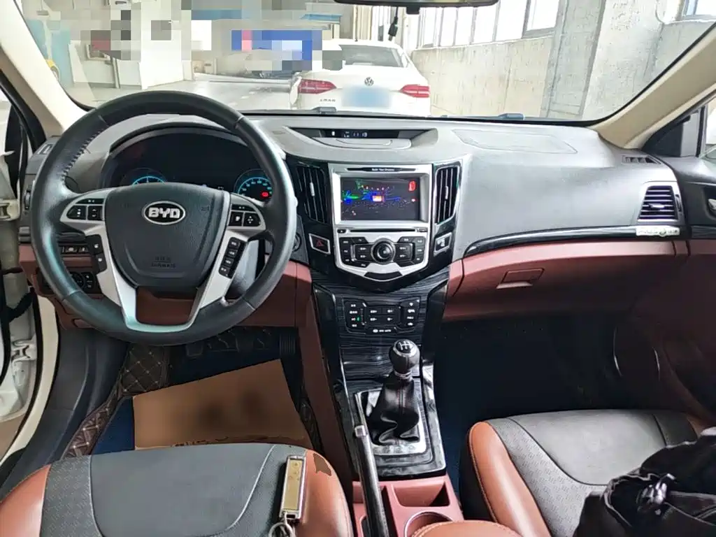 BYD Surui 2015 — фото 10