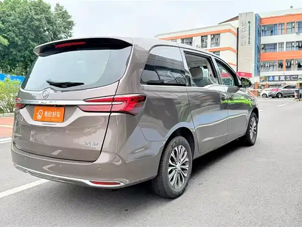 Buick GL8 2022