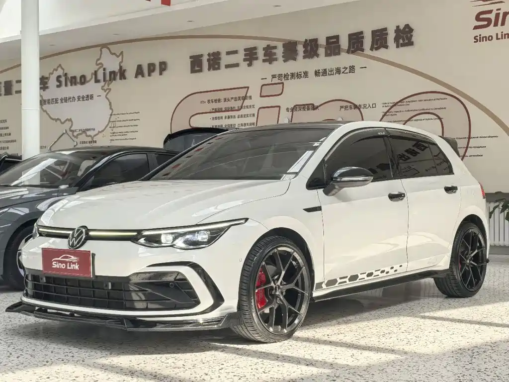 Volkswagen Golf 2023