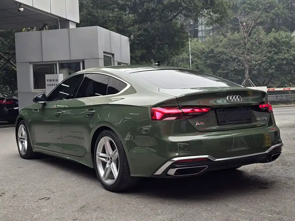 Audi A5 2023 — фото 7