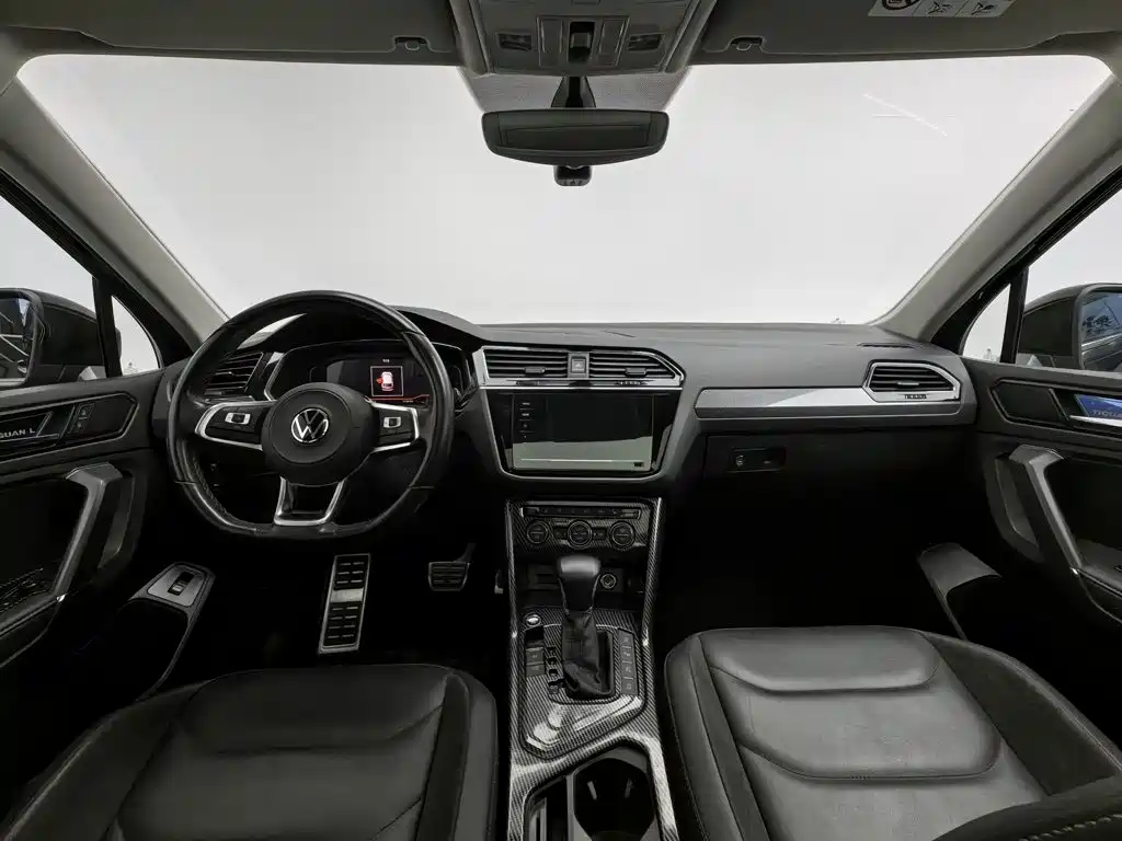 Volkswagen Tiguan L 2021