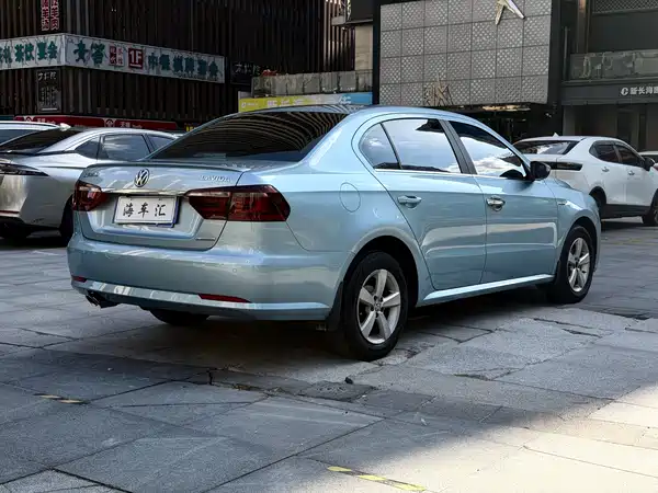 Volkswagen Lavida 2014