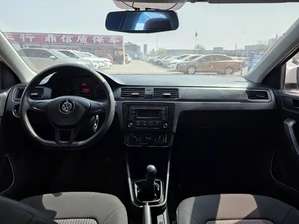Volkswagen Santana 2016
